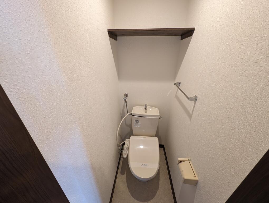 マグネットIIIのトイレ写真