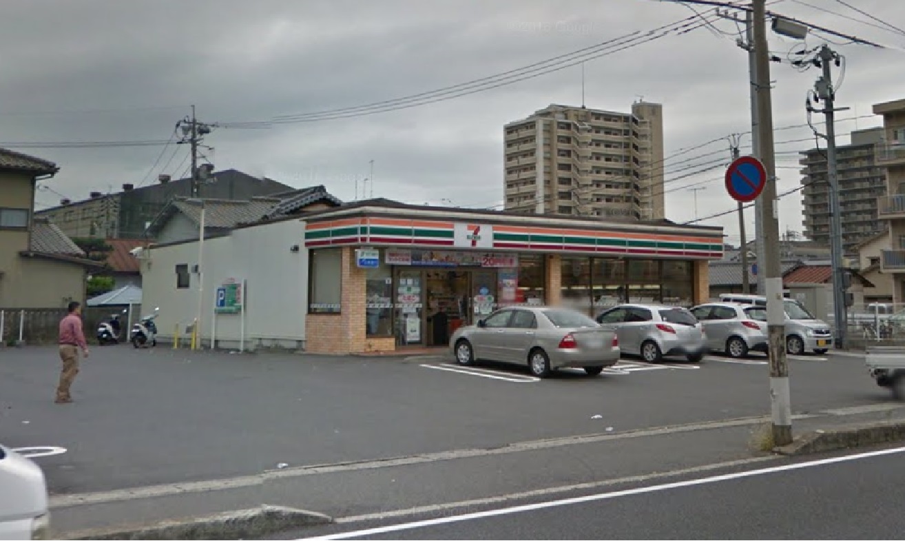 コンビニ　セブンイレブン呉市吉浦店（コンビニ）まで866m
