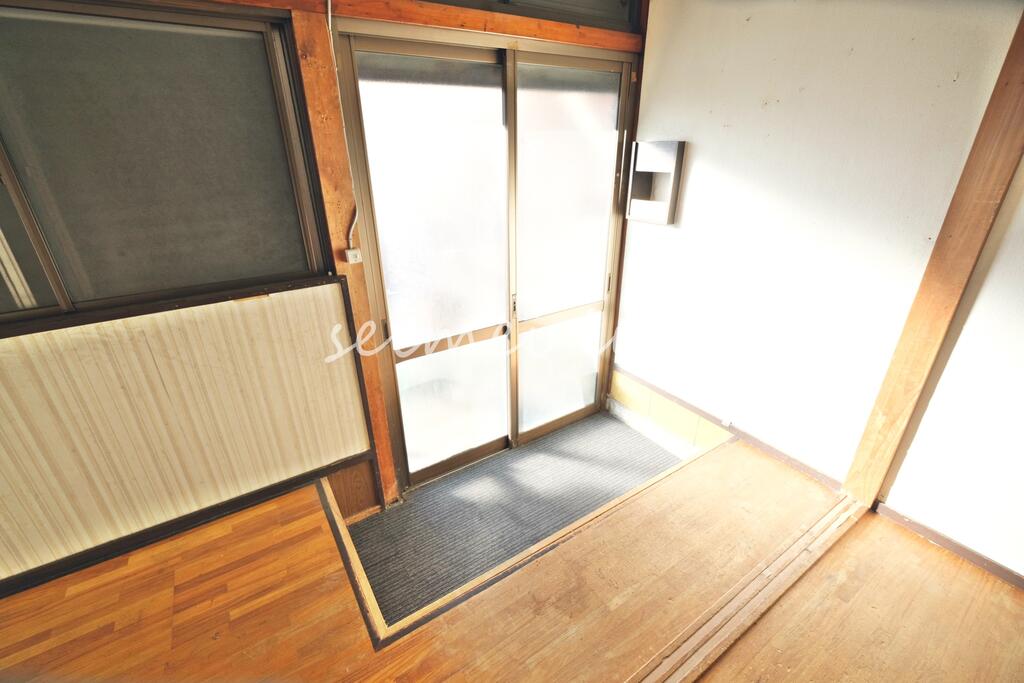 恩田荘の玄関写真