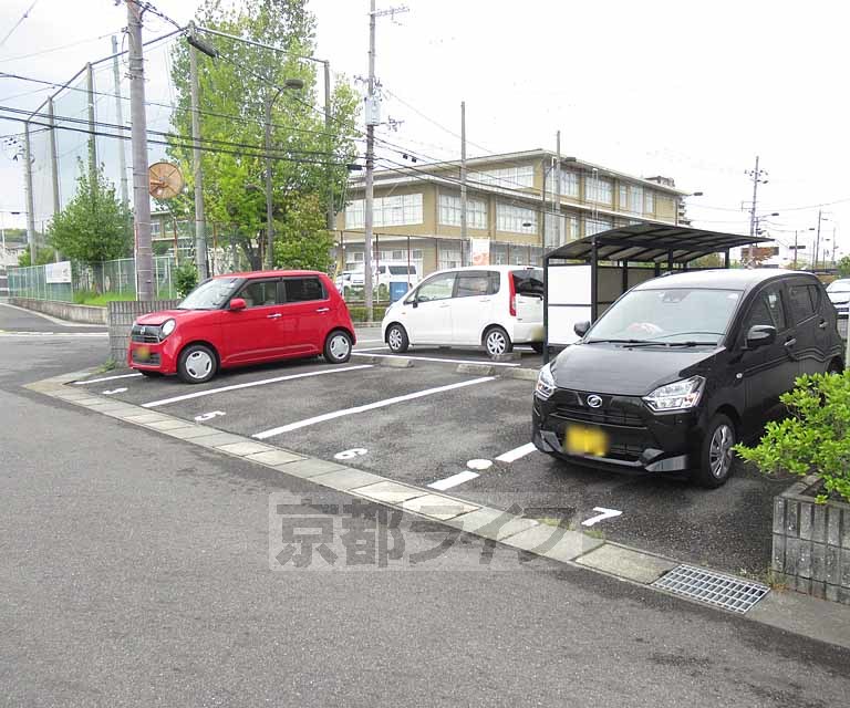 【カサベルデの駐車場】