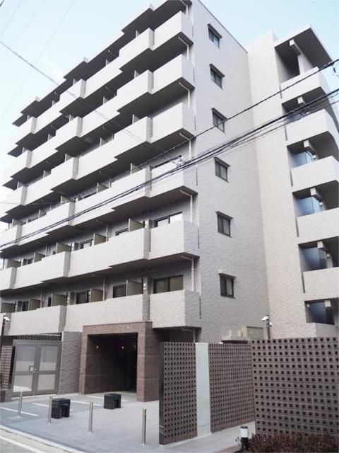 ルーブル横濱吉野町の建物外観