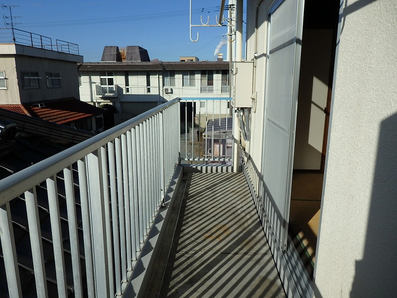 バルコニー　南向きで日当たり良好