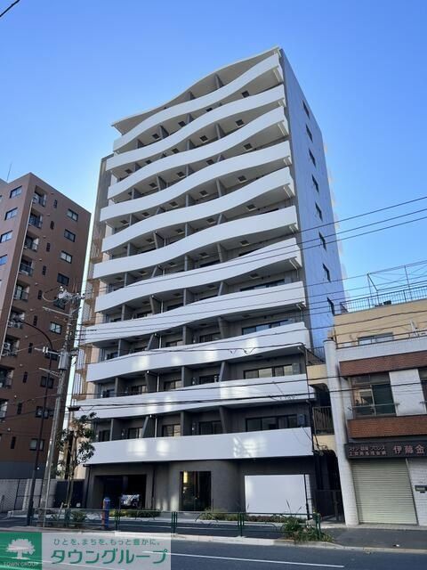 【北区田端新町のマンションの建物外観】