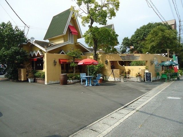 【岩国市牛野谷町のアパートの飲食店】