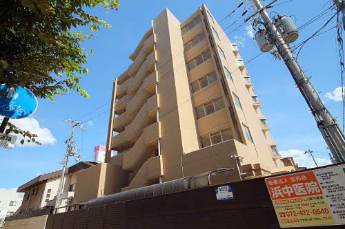 岸和田市野田町のマンションの建物外観