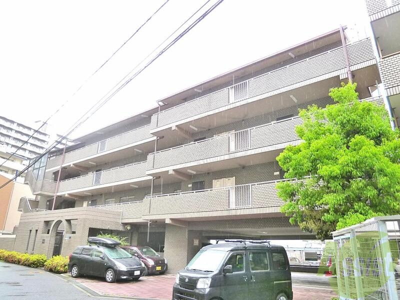 建物外観　豊中市上新田【グリーンパレス千里中央Ｂ棟】