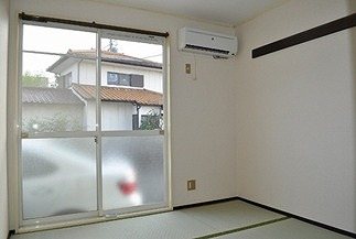 その他　写真は別号室のものです
