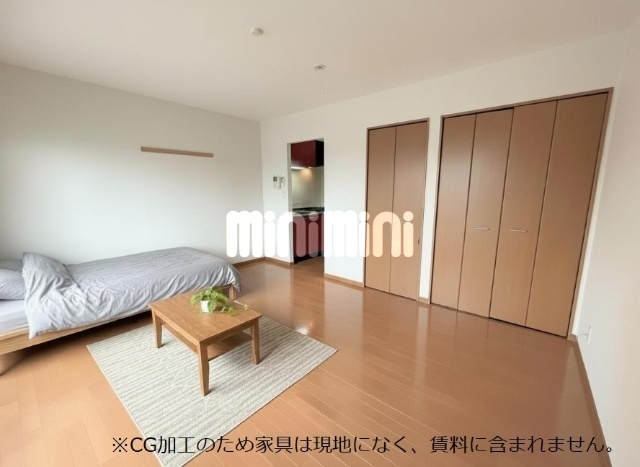 居室・リビング　※ＣＧ加工のため家具は現地になく、賃料に含まれません。