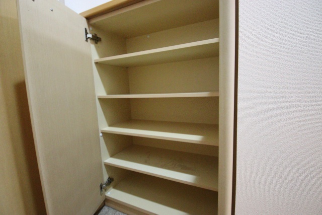 収納　※別号室の参考写真のため、現況優先です。