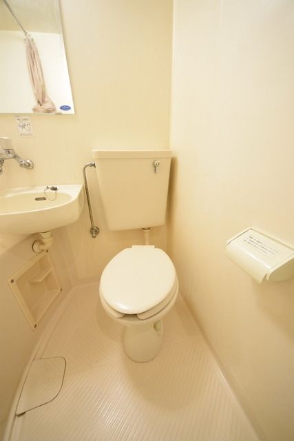 トイレ　トイレ