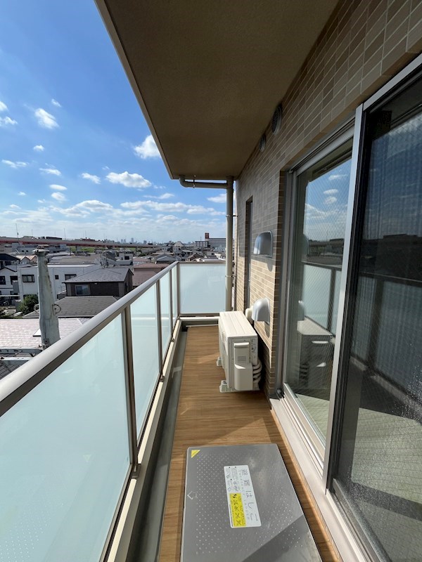 バルコニー　※同タイプ間取り501号室の写真です