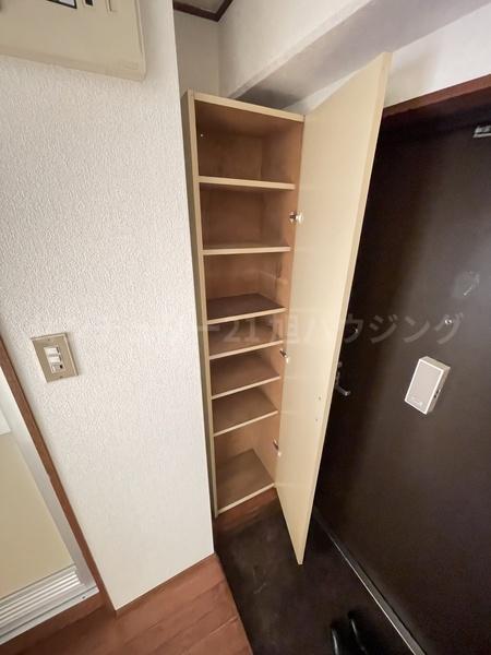 玄関　シューズボックス付き♪