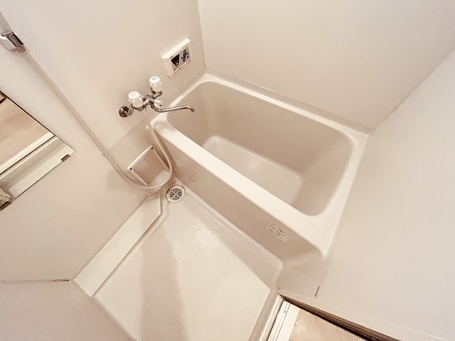 バス・シャワールーム　お風呂です