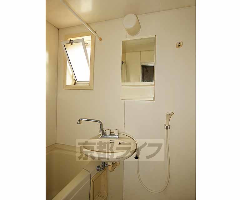 洗面設備　洗面所です。