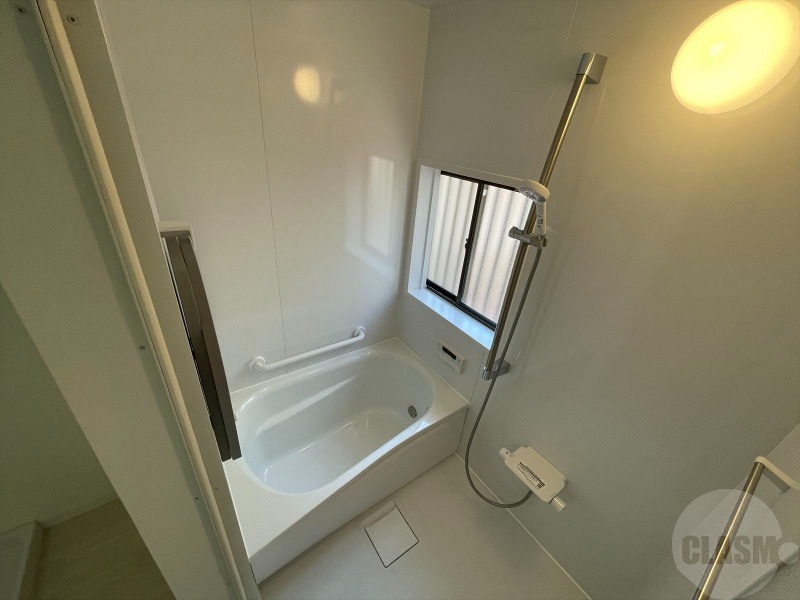 バス・シャワールーム　追炊き可能な綺麗なバスルーム