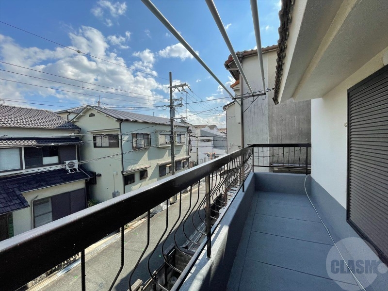 バルコニー　広々としたバルコニー