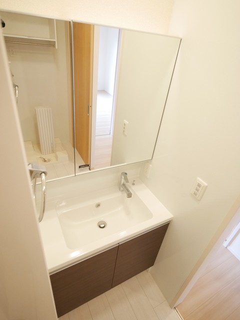 洗面設備　★人気設備の独立洗髪洗面台がございます★