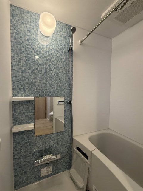 バス・シャワールーム　※別部屋の写真です。