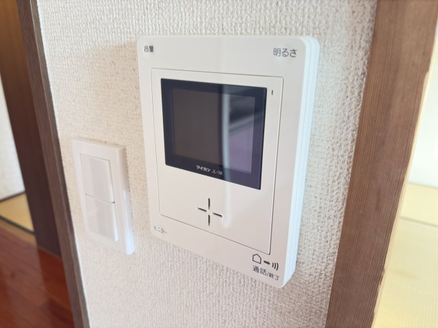 セキュリティ　写真は同建物の別部屋を参考に掲載しております。