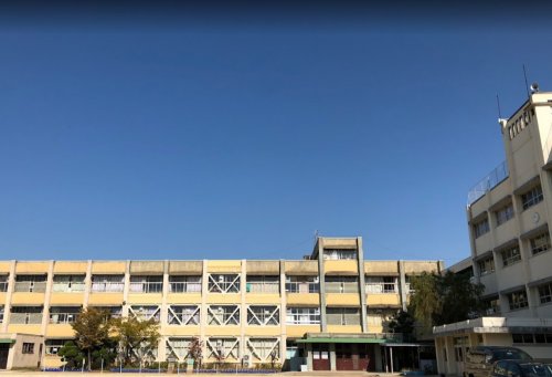小学校　寝屋川市立木屋小学校（小学校）まで942m