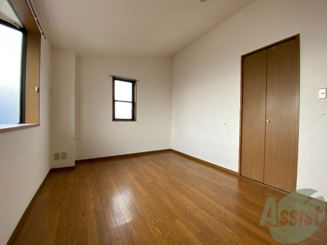 居室・リビング　６．１帖の広々としたＤＫです。家族団欒が進みますね。