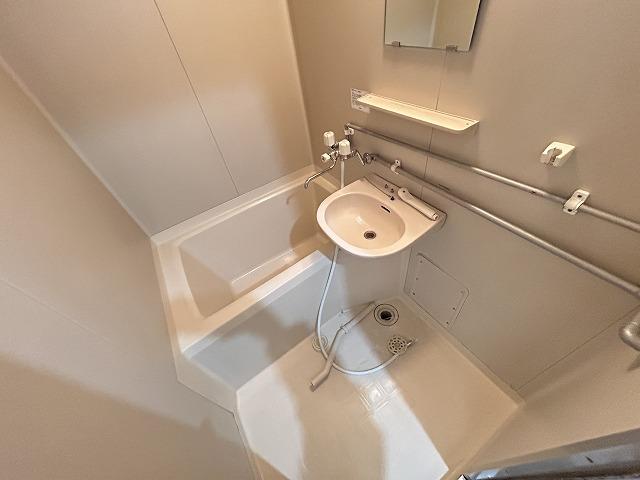 バス・シャワールーム　浴室