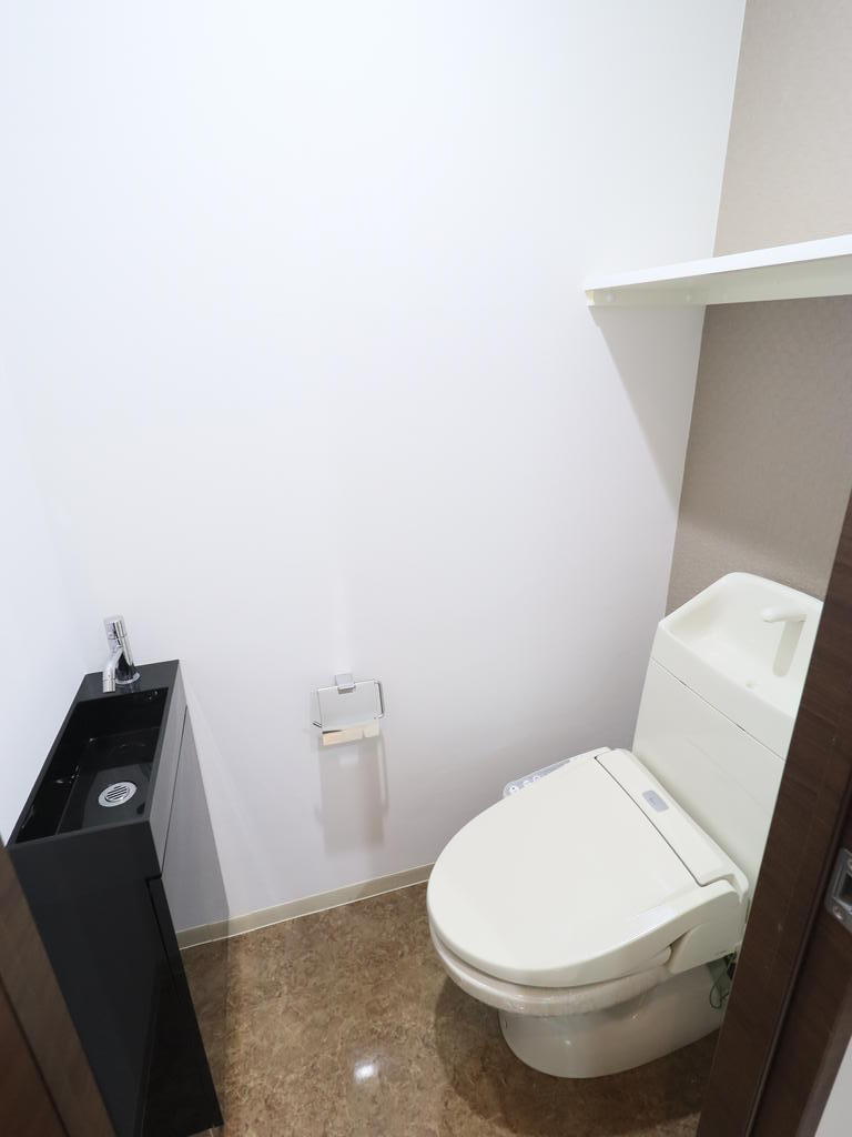 トイレ　ウォシュレット付き♪