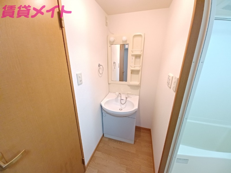 洗面設備　同物件別室画像