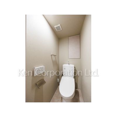 トイレ　同タイプ9階のお部屋を撮影。仕様が異なることがあります。