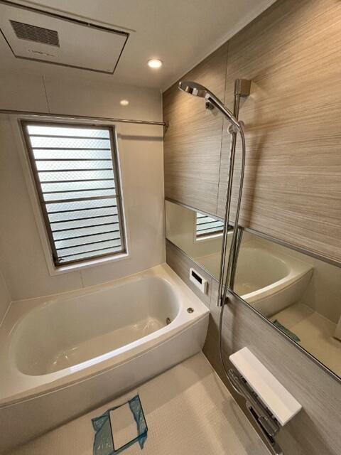 バス・シャワールーム　お風呂です