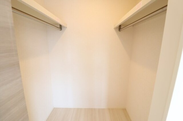 収納　ウォークインクローゼット