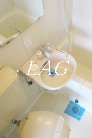 洗面設備　洗面台です。