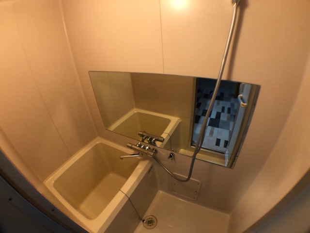 バス・シャワールーム　清潔感のある浴室です♪