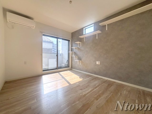 居室・リビング　ゆったりとした居間です