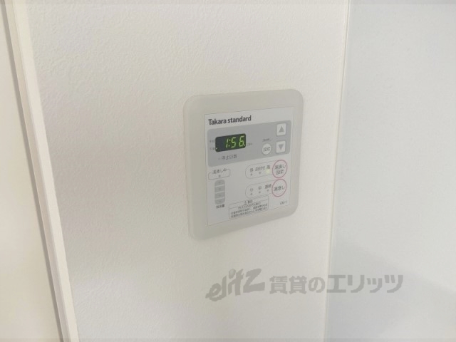 その他設備　給湯器リモコン