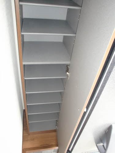 玄関　シューズボックス付の玄関