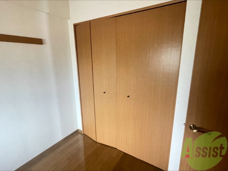収納　こちらは収納です。広く沢山物が入りそうですね。