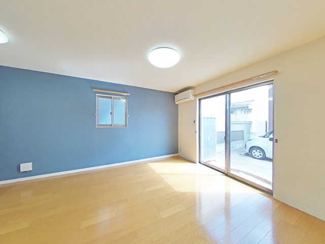 居室・リビング　ＬＤＫ１３帖