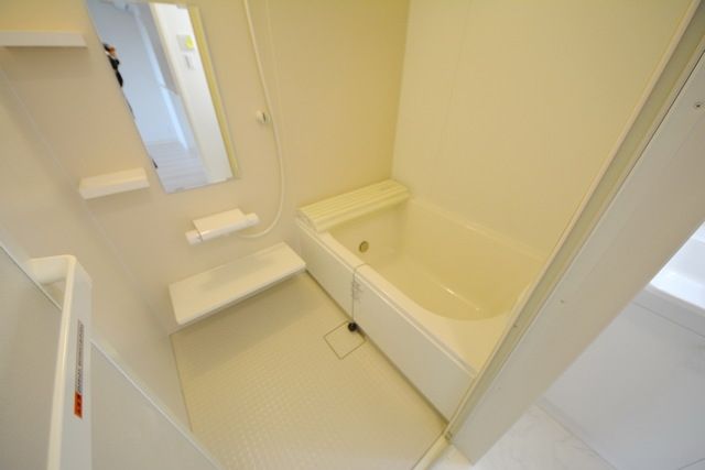 バス・シャワールーム　浴室