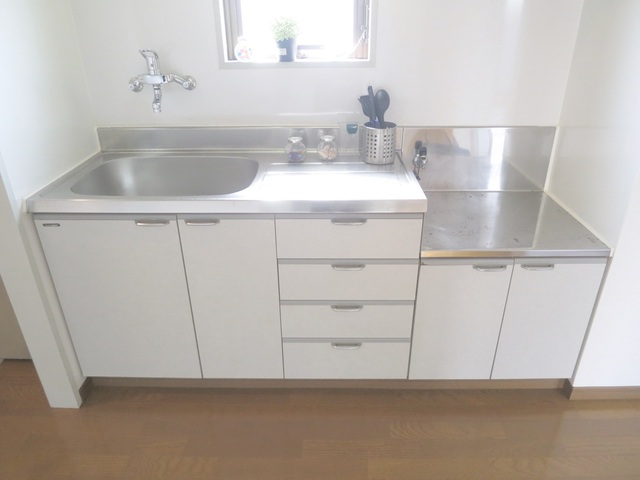 キッチン　広いキッチンです♪お料理もしやすいですよ！