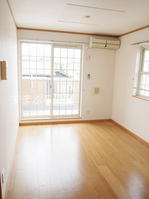 居室・リビング　同仕様　同施工会社　リビング