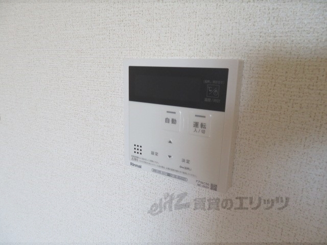 その他設備　給湯器リモコン