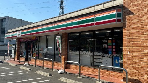 コンビニ　セブンイレブン 東大和中央4丁目店（コンビニ）まで349m
