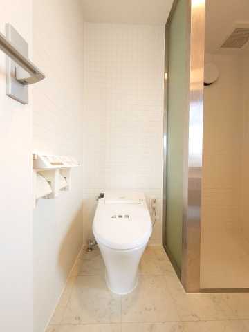 トイレ　別部屋参考写真