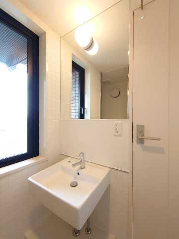 洗面設備　別部屋参考写真