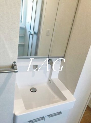 洗面設備　洗面台です。