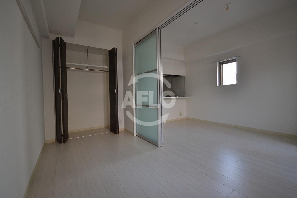 居室・リビング　プレサンス立売堀アーバンスタイル　広い室内