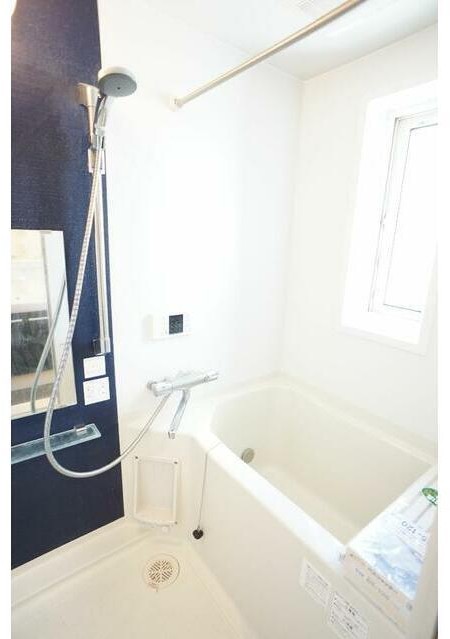 バス・シャワールーム　ご家族や長時間入浴に便利な追い炊き機能付きです♪