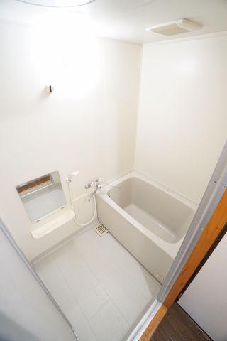 バス・シャワールーム　※同物件・同タイプの写真です。