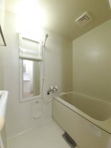 バス・シャワールーム　きれいなお風呂です